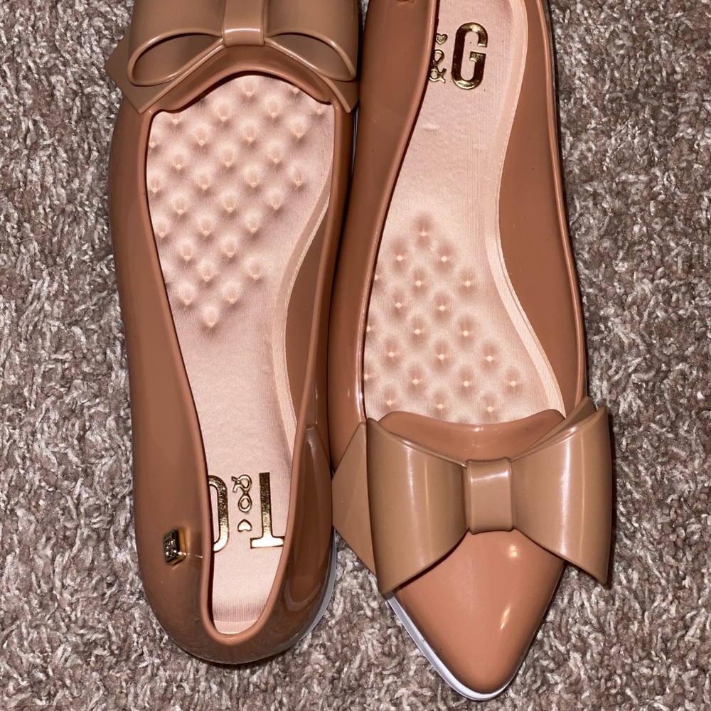 Shoes - Picture 3 of 3